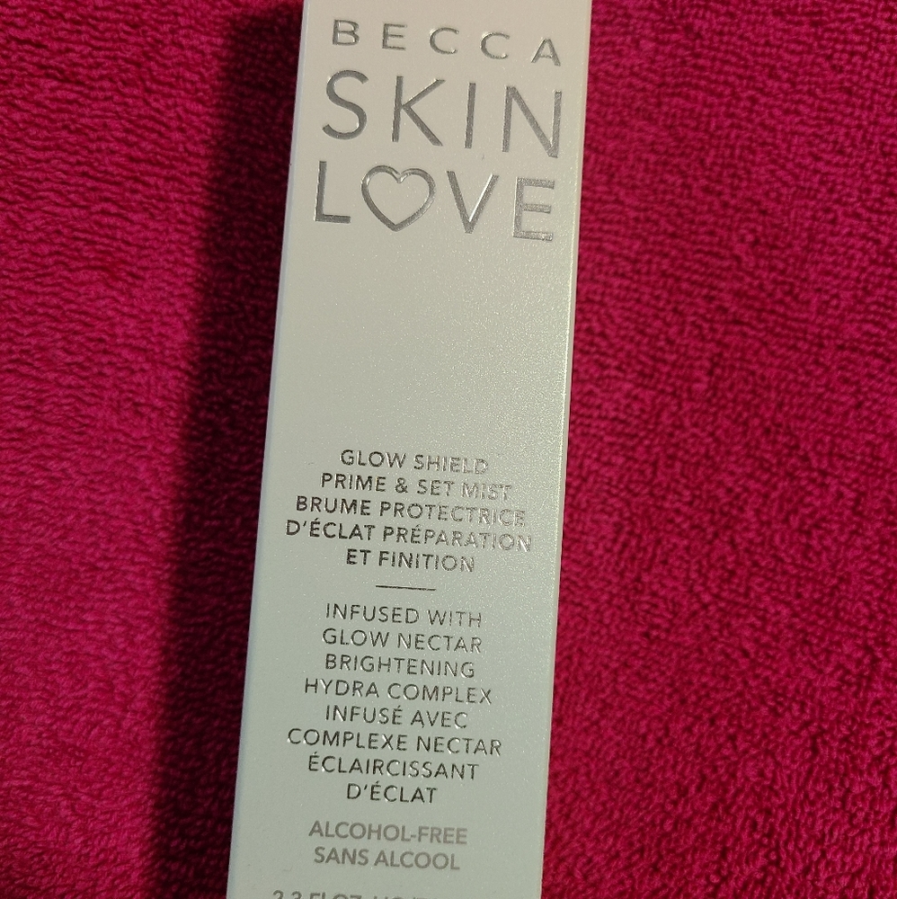 BECCA skinlove setting spray